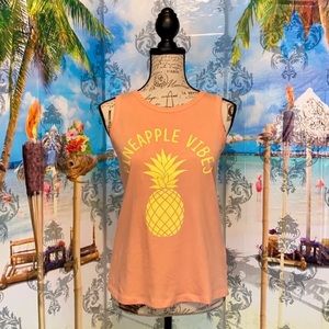 🍀 NWT! Pineapple Vibe Open Back Tank! 🍍